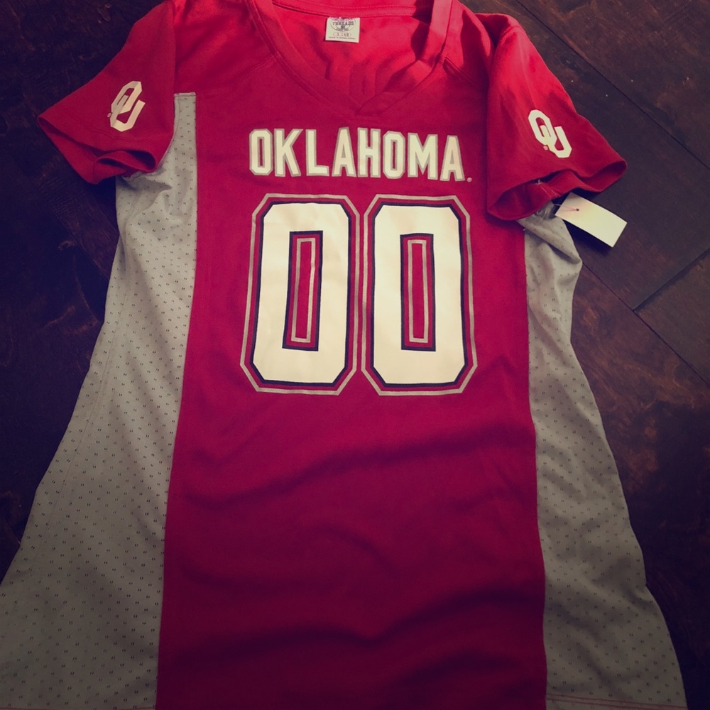 New Oklahoma Sooners jersey small size 4/6